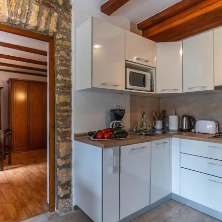 Fuer 6 Personen Ca 80 Qm In Sisan, Istrien Suedkueste Von Istrien Holiday home Sisan