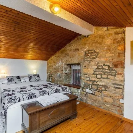 Holiday home Fuer 6 Personen Ca 80 Qm In Sisan, Istrien Suedkueste Von Istrien